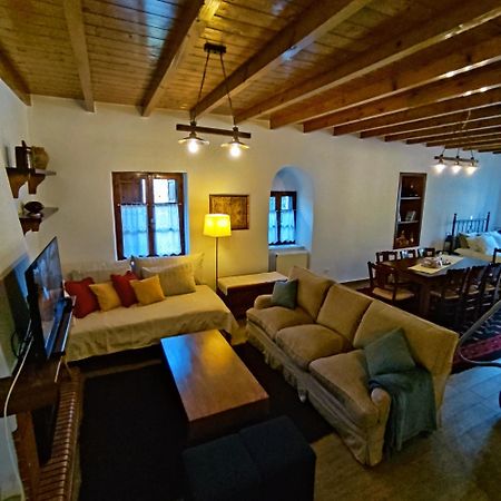 Kristi'S Homes - "Traditional Home" In דימיטסאנה מראה חיצוני תמונה